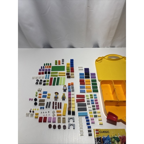 LEGO Classic Creative Suitcase 10713‎ Building Kit Playset 213pcs 2018 - Picture 2 of 16